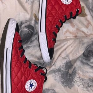 Chuck Taylor red quilt Hi converse